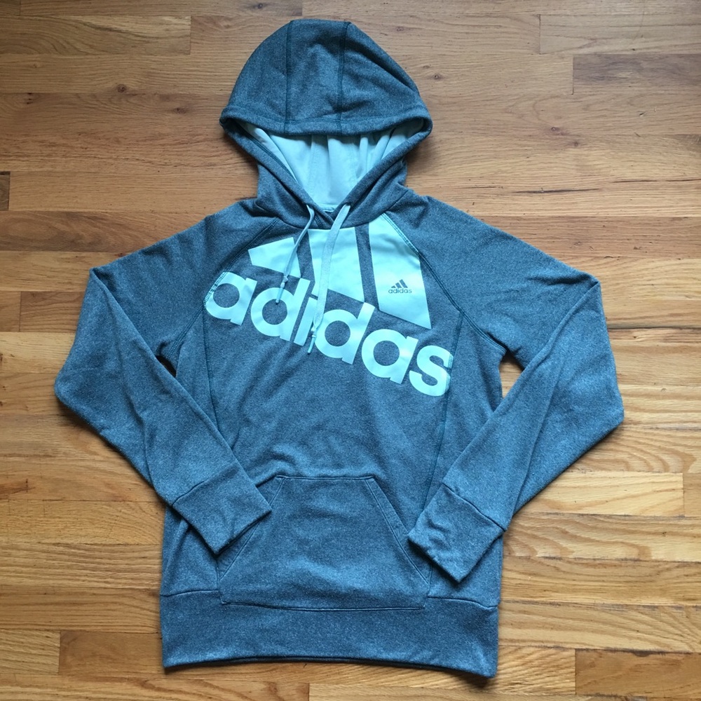 Adidas Sweatshirt